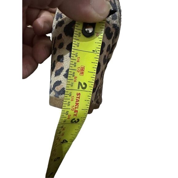 Toms Womens 5.5 Beige Kelsey Leopard Print Suede Bootie Ankle Boots Wedge 3” - Picture 10 of 11